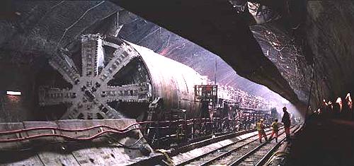 tunnel boring machine